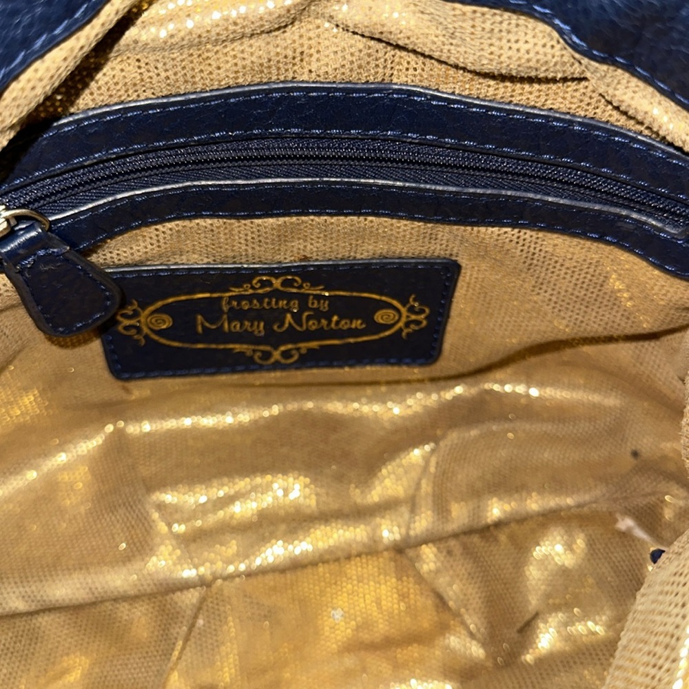 Blue fringe, Genuine Leather crossbody bag. frosting by Mary Norton. - Picture 5 of 7